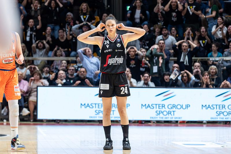 FINALS2023 G1