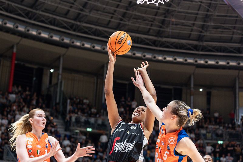 FINALS2023 G1