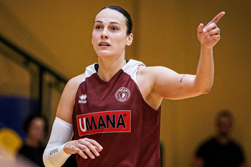 EuroLeague Women - Venezia sfida Carolo per accedere alla fase a gironi