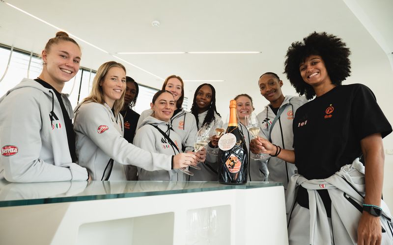 Il Famila Basket brinda con Astoria Wines